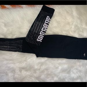 🤍NEVER WORN PINK RHINESTONE LEGGINGS